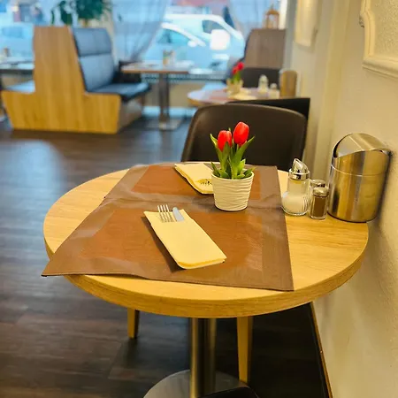 Otel Novostar 2*